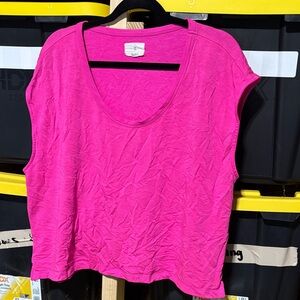 Lou & Grey Vibrant Pink Short Sleeve Top
